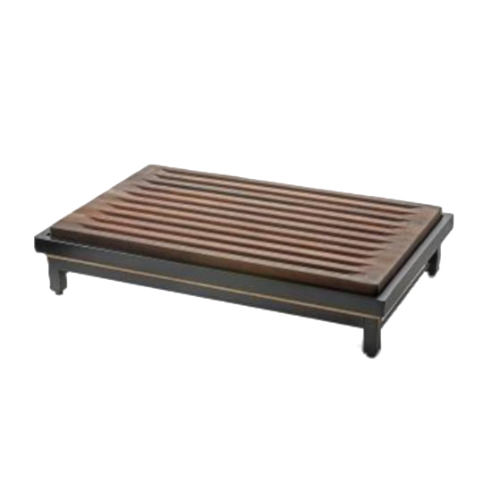 Bread Cutting Board On Riser